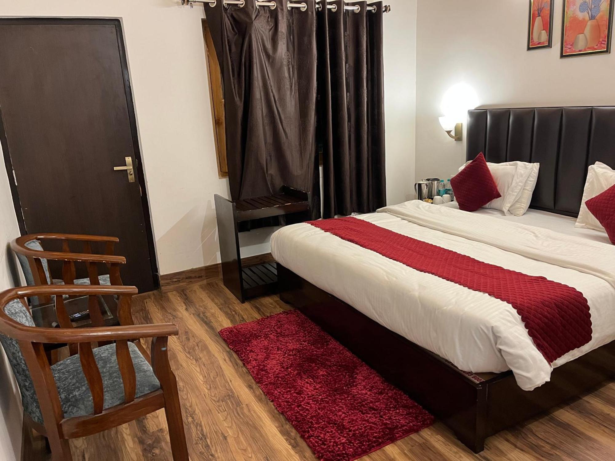 Cedar Woods Resort By Heyan Hotels ناينيتال المظهر الخارجي الصورة