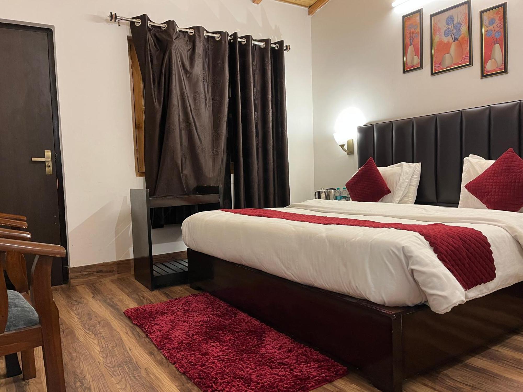 Cedar Woods Resort By Heyan Hotels ناينيتال المظهر الخارجي الصورة