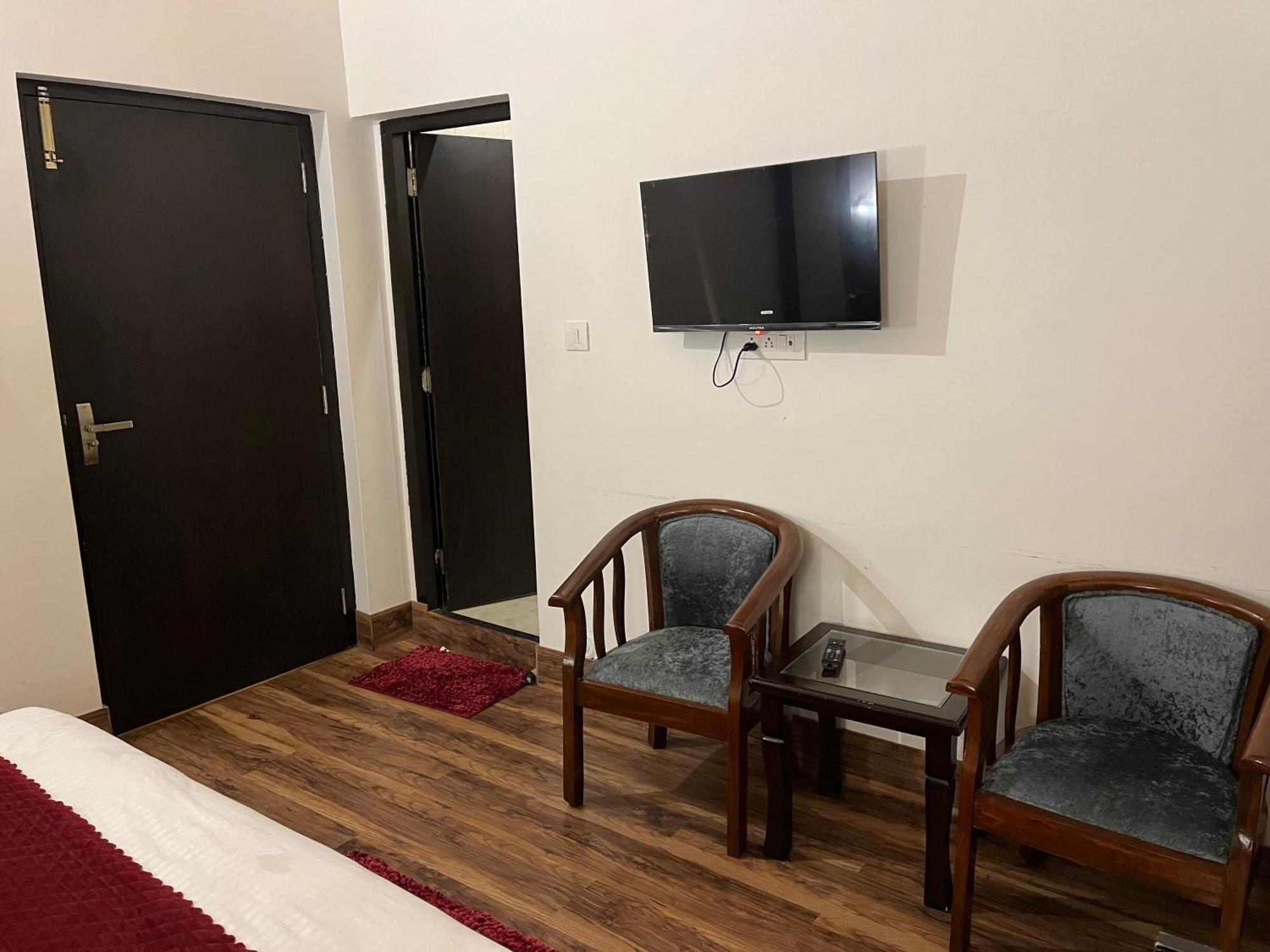 Cedar Woods Resort By Heyan Hotels ناينيتال المظهر الخارجي الصورة