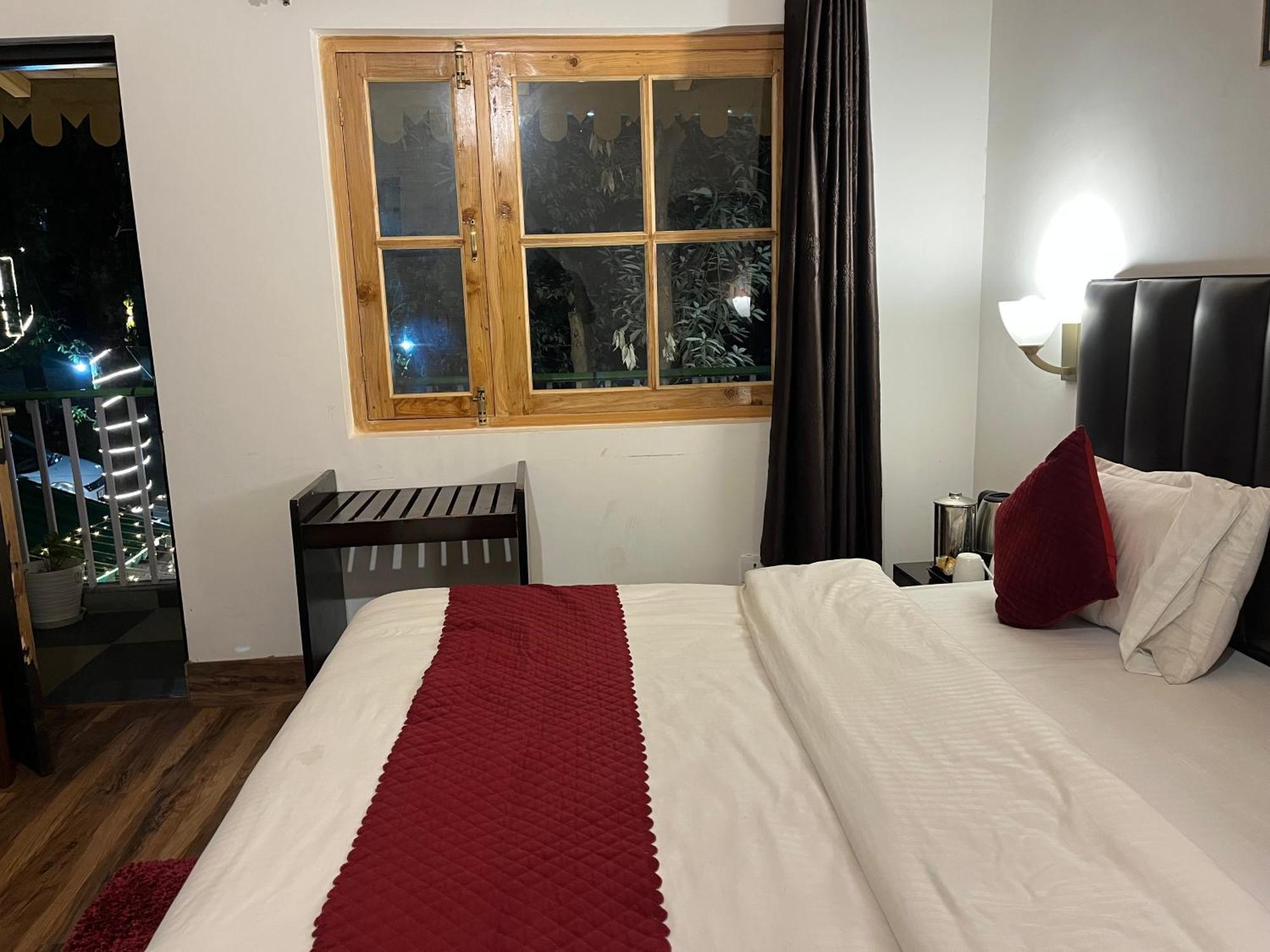 Cedar Woods Resort By Heyan Hotels ناينيتال المظهر الخارجي الصورة